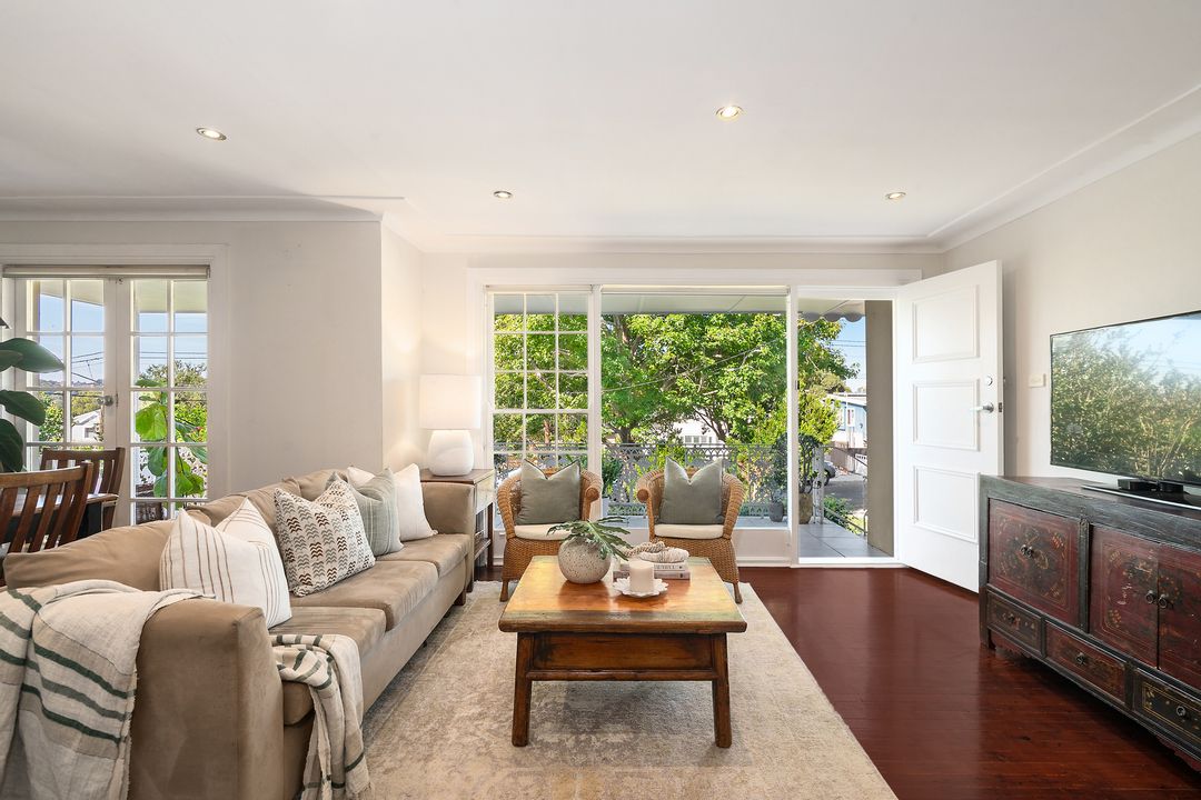 Image of property at 6 Prescott Avenue, Dee Why NSW 2099