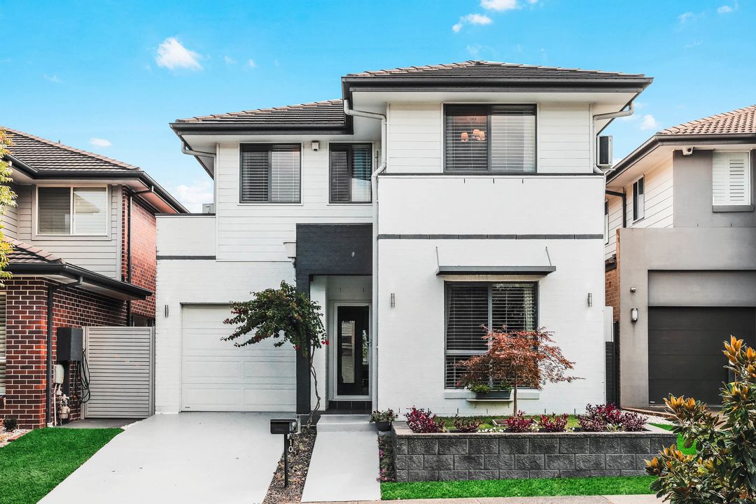 Image of property at 10 Grandiflora Street, Rouse Hill NSW 2155