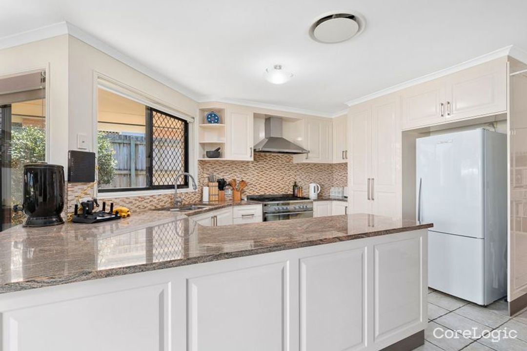 Image of property at 42 Chilton Crescent, North Lakes QLD 4509