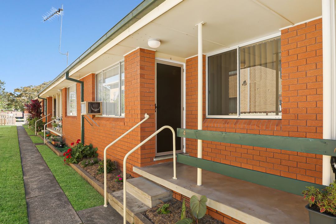 Image of property at 4/3 St Lukes Avenue, Brownsville NSW 2530