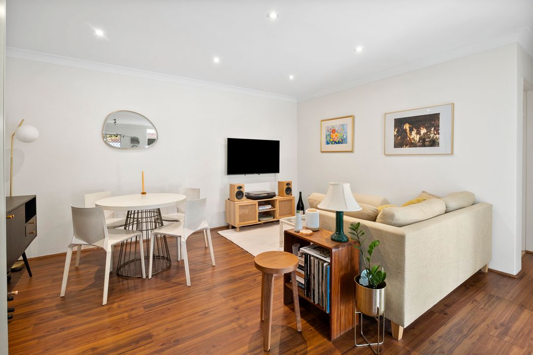 Image of property at 3/8 Fairway Close, Manly Vale NSW 2093