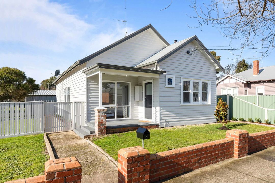 Image of property at 19 Queen Street South, Eureka VIC 3350