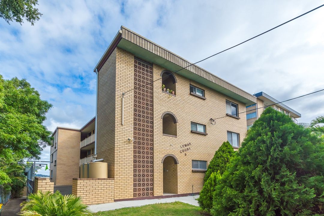Image of property at 4/9 Lomond Terrace, East Brisbane QLD 4169