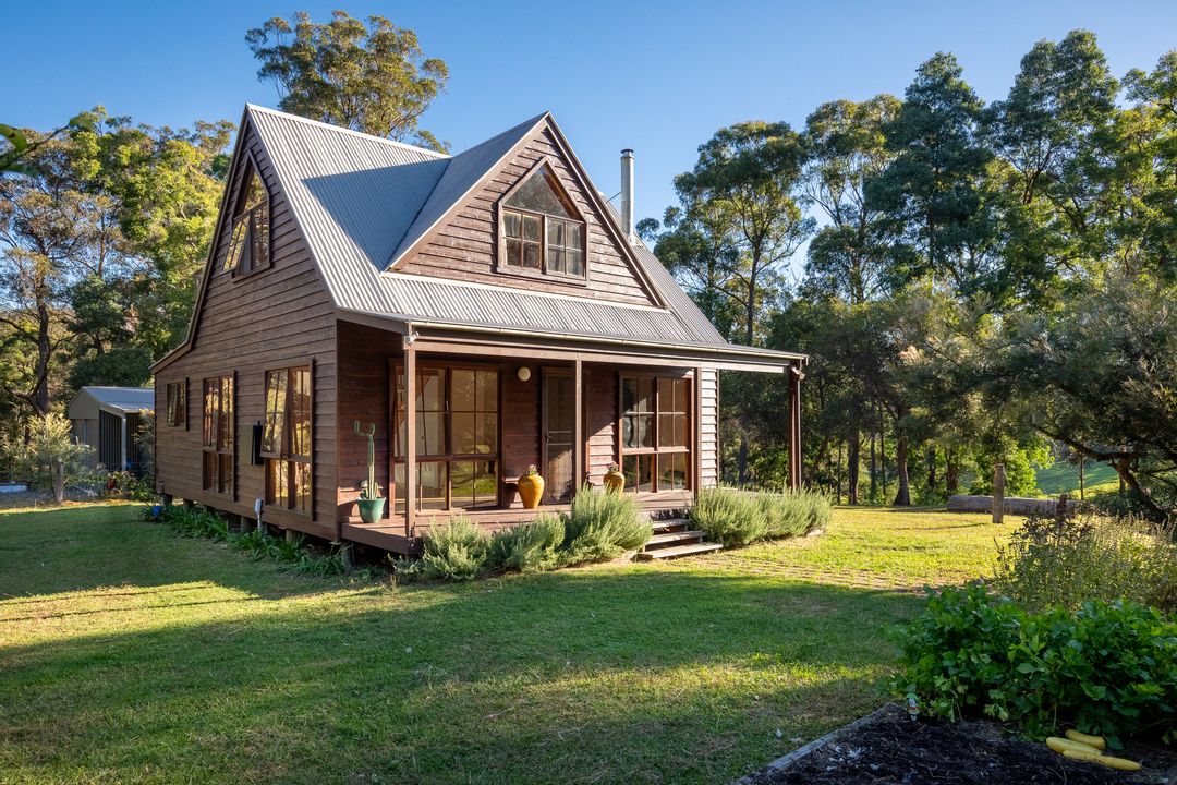 Image of property at 120 Lyrebird Ridge Road, Coolagolite NSW 2550