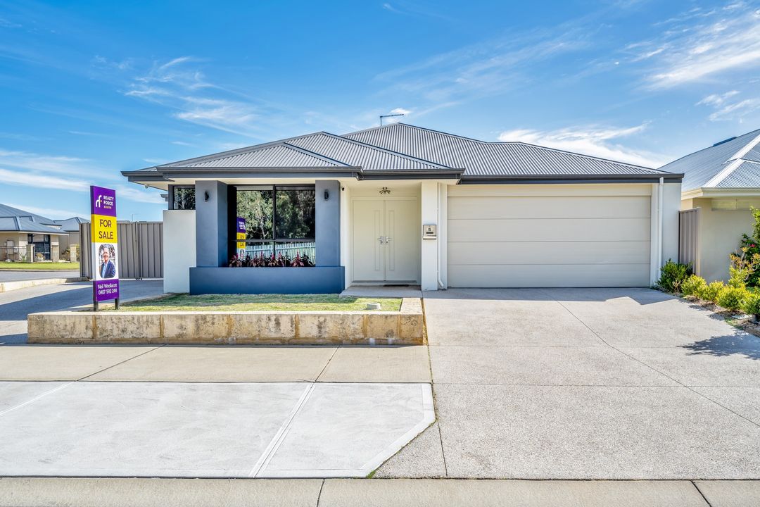 Image of property at 15 Wentworth Heights, Meadow Springs WA 6210