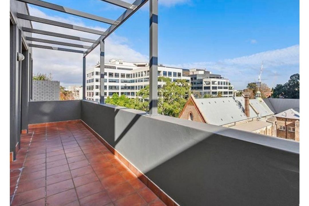 Image of property at 208 Chalmers Street, Surry Hills NSW 2010