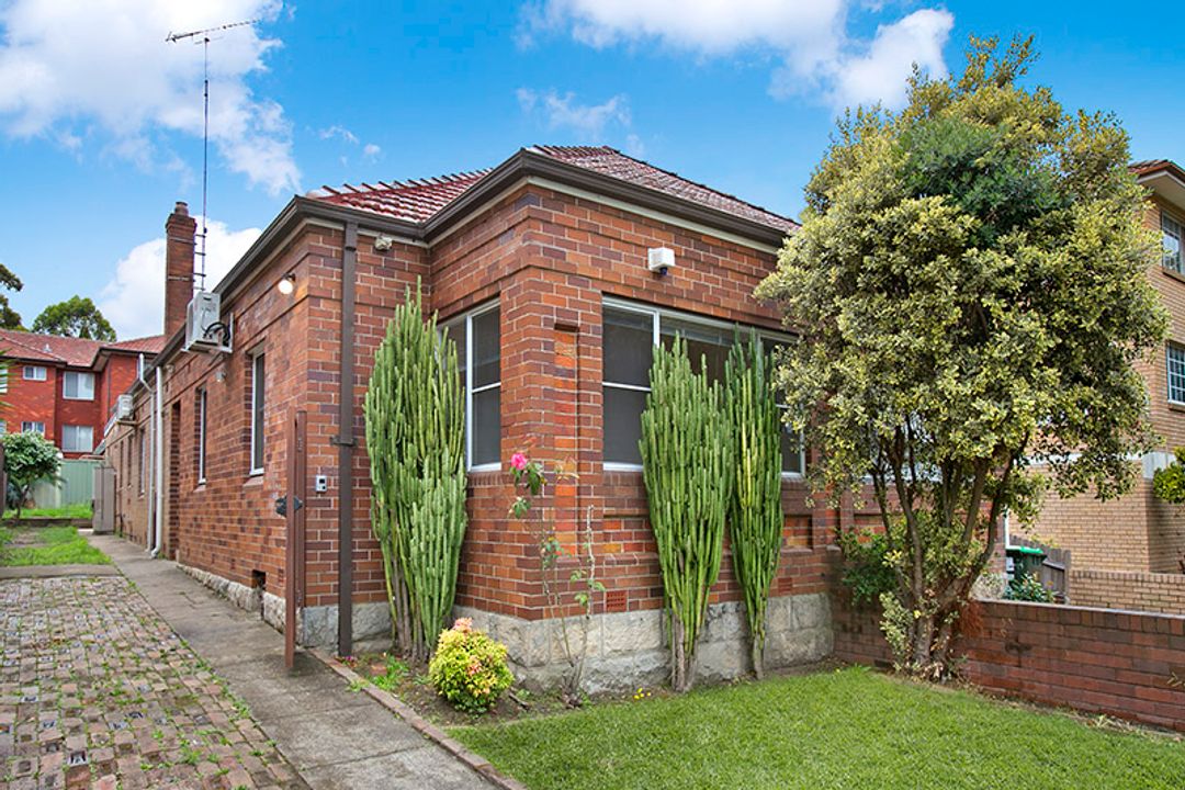 Image of property at 54 Noble St, Allawah NSW 2218