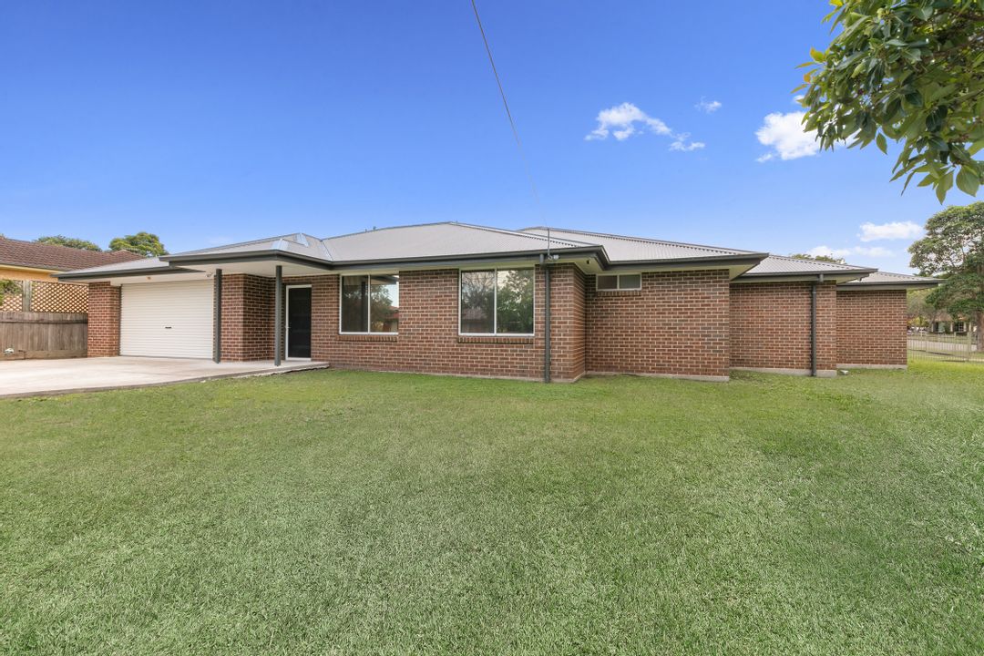 Image of property at 51 Scenic Circle, Budgewoi NSW 2262