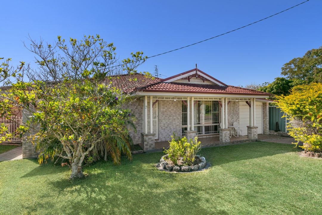 Image of property at 7 Waldron Street, Gorokan NSW 2263