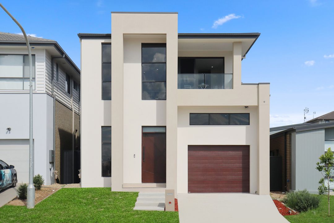 Image of property at 33 Hadleywood Street, Box Hill NSW 2765