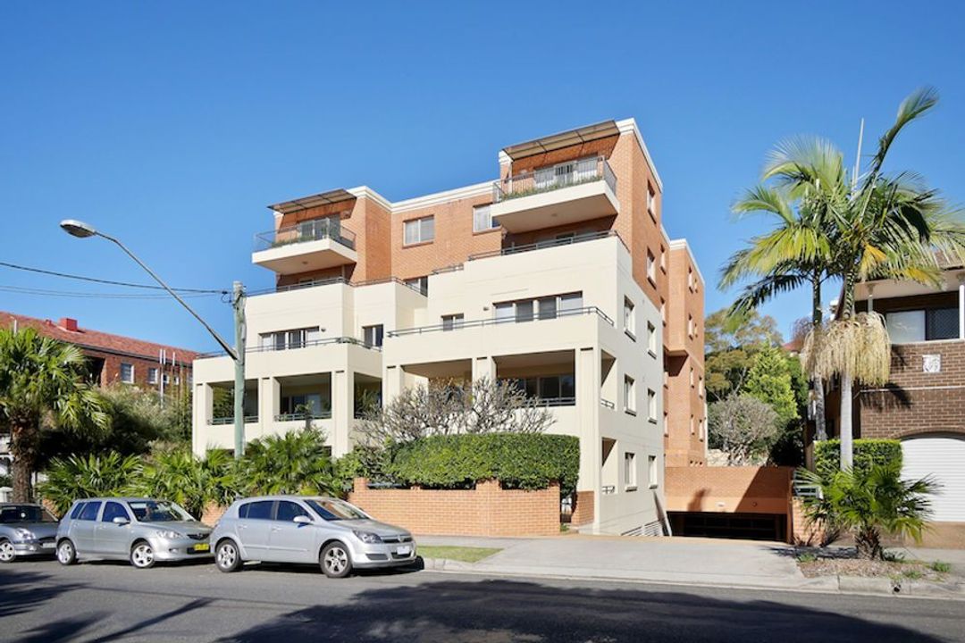 Image of property at 2/75-79 Coogee Bay Road, Coogee NSW 2034