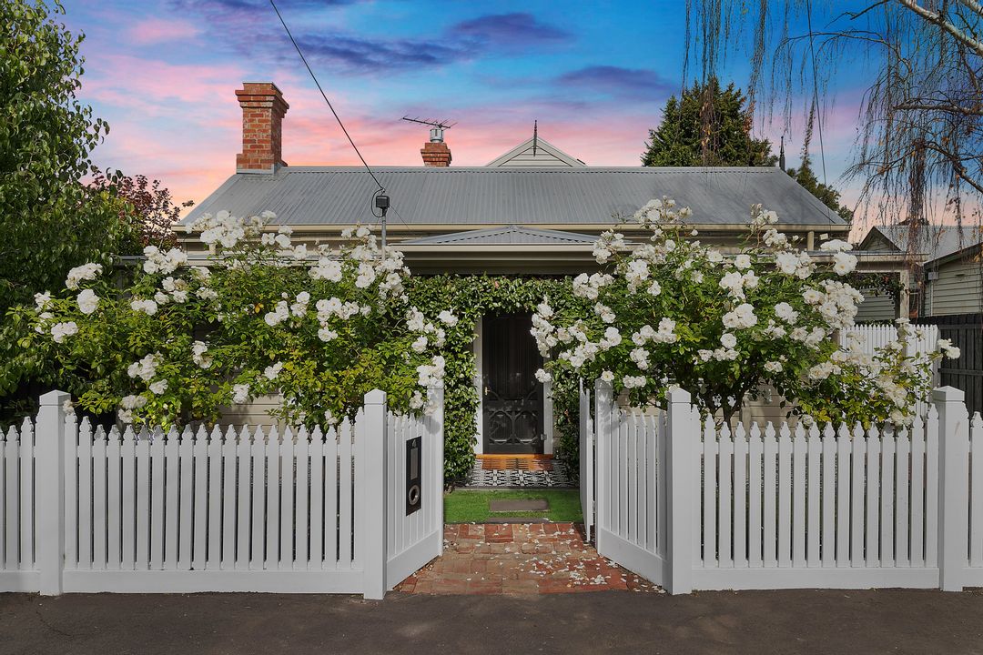 Image of property at 4 Leckie Place, Geelong West VIC 3218
