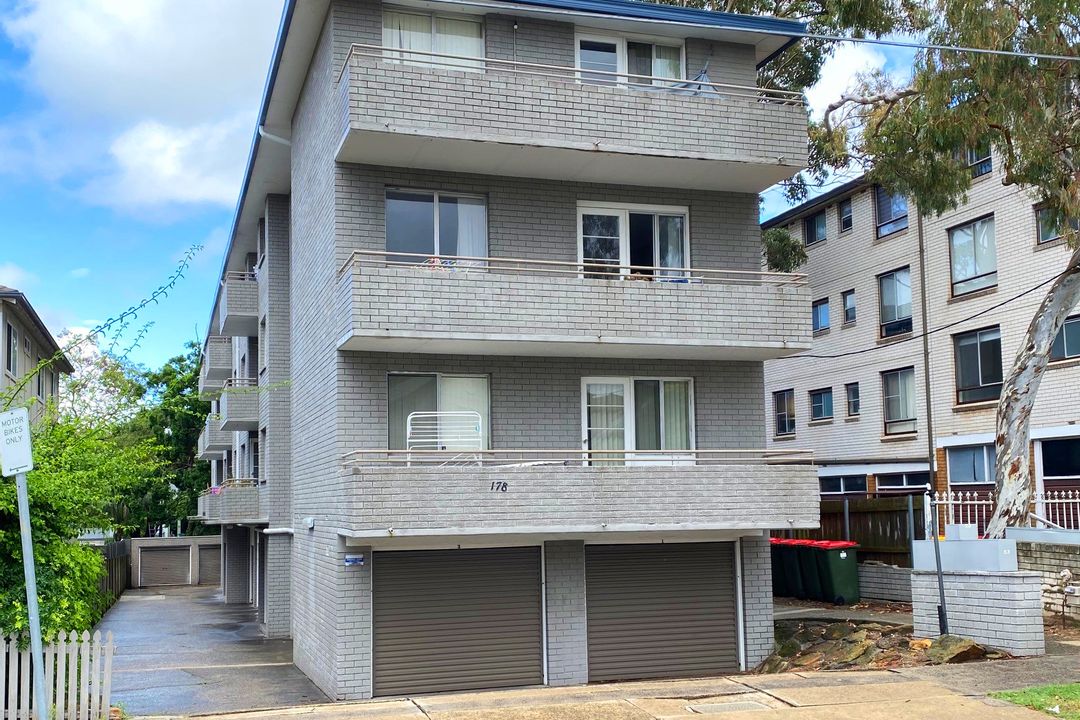 Image of property at 2/178 Oberon Street, Coogee NSW 2034