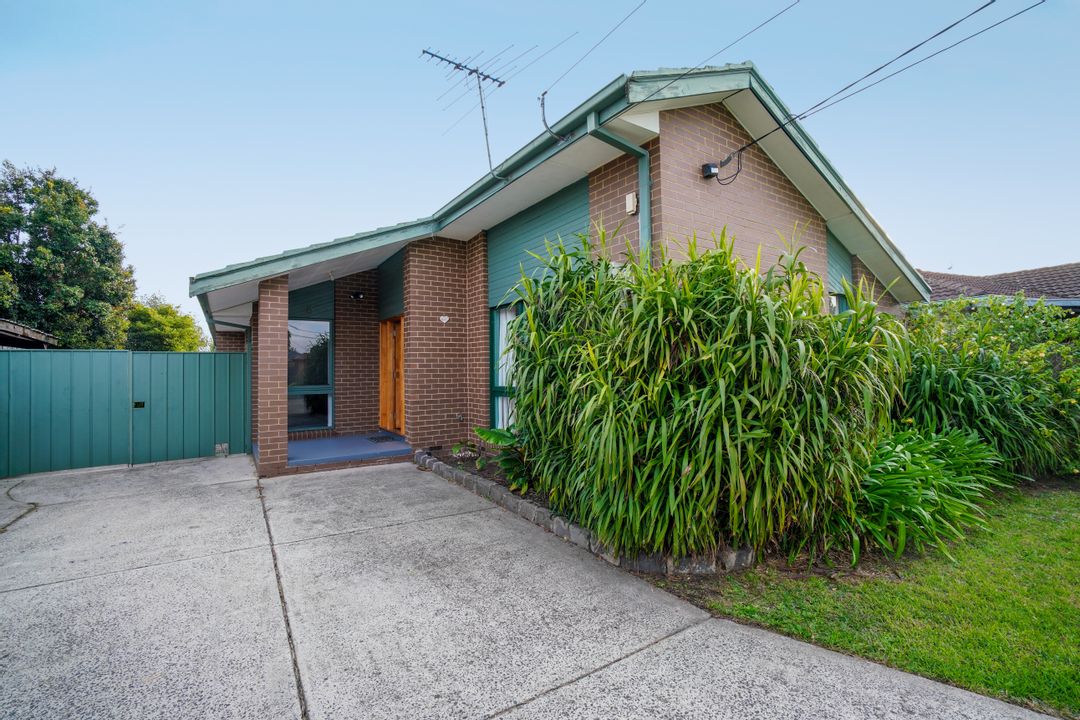 Image of property at 6 Titus Court, Reservoir VIC 3073