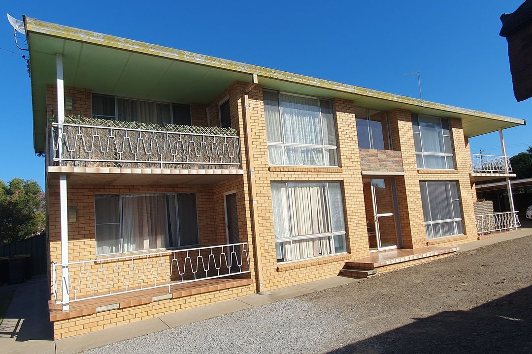 Image of property at 4/11 Burilla Street, Tamworth NSW 2340