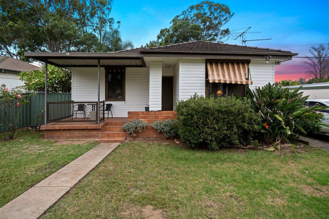 Image of property at 59 Dawn Drive, Seven Hills NSW 2147
