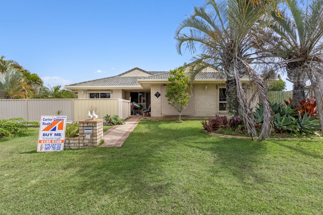 Image of property at 7 Dove Way, Eli Waters QLD 4655