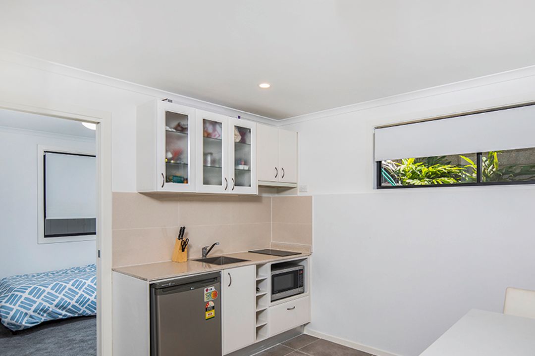 Image of property at 2 B/18 Chester Street, Annerley QLD 4103
