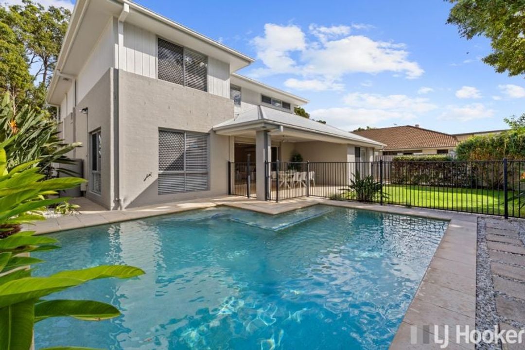 Image of property at 25 Whitby Place, Thornlands QLD 4164