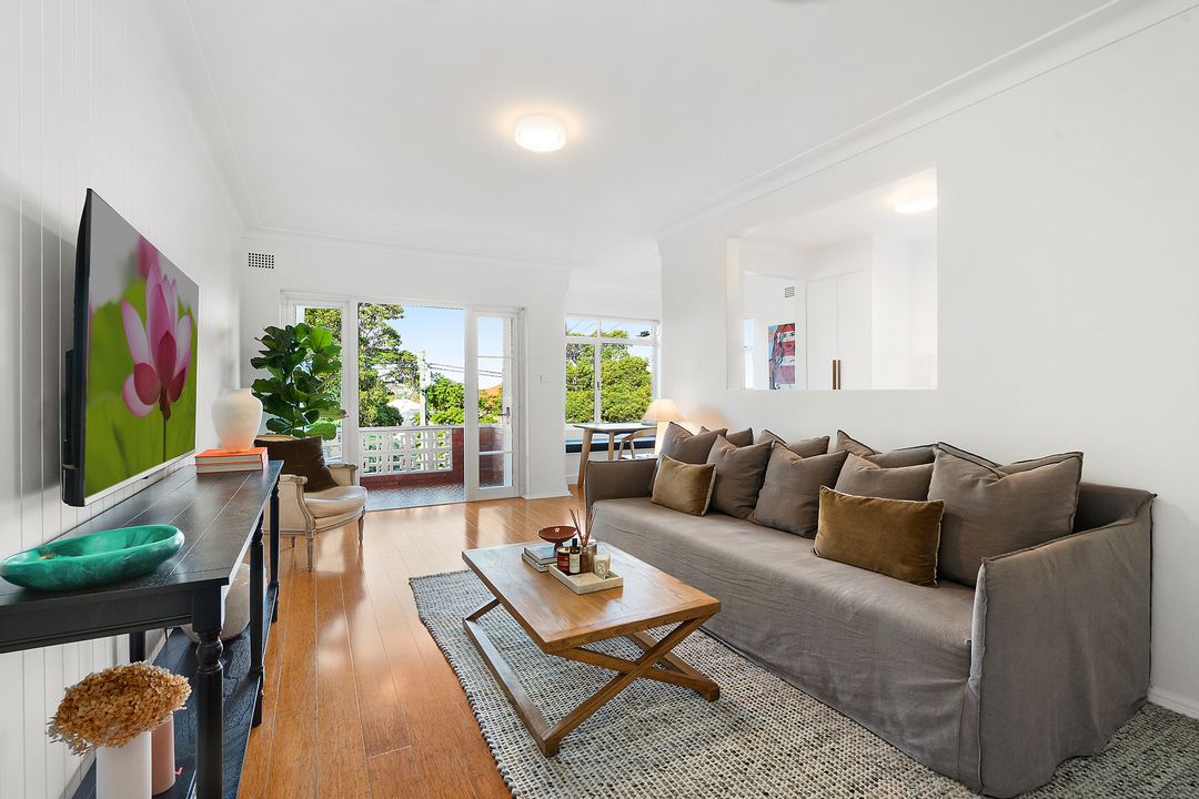 Image of property at 2/62 Murdoch Street, Cremorne NSW 2090