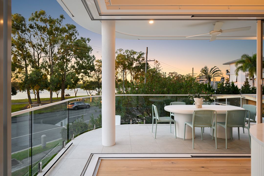 Image of property at 1/3 Esplanade West, Paradise Point QLD 4216