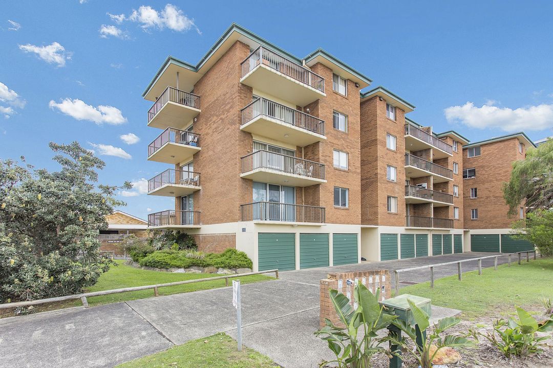 Image of property at 1/3-5 Fairport Avenue, The Entrance NSW 2261