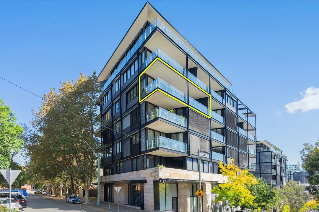 Image of property at 102/299 Forbes Street, Darlinghurst NSW 2010