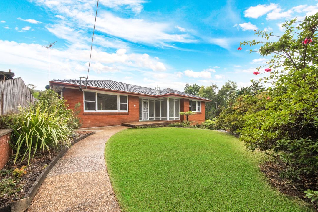 Image of property at 5 Merrilong Avenue, Mount Kuring Gai NSW 2080