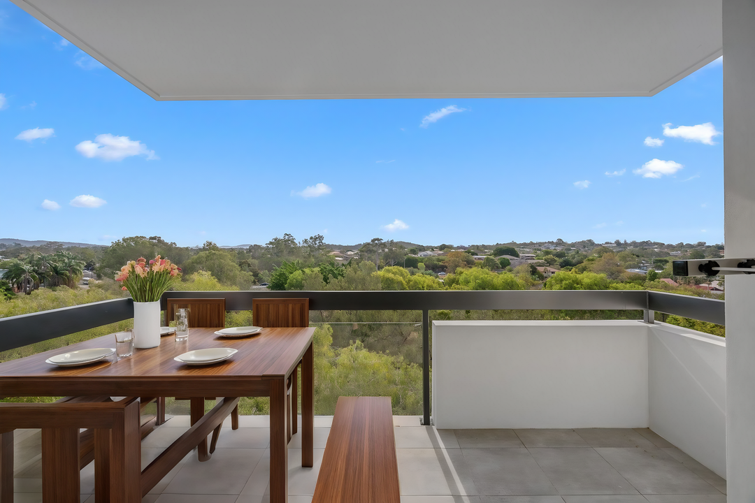 Image of property at 303/10-14 Curwen Terrace, Chermside QLD 4032