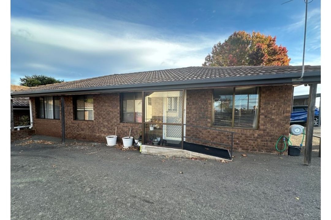 Image of property at 1/40A Beefeater Street, Deloraine TAS 7304