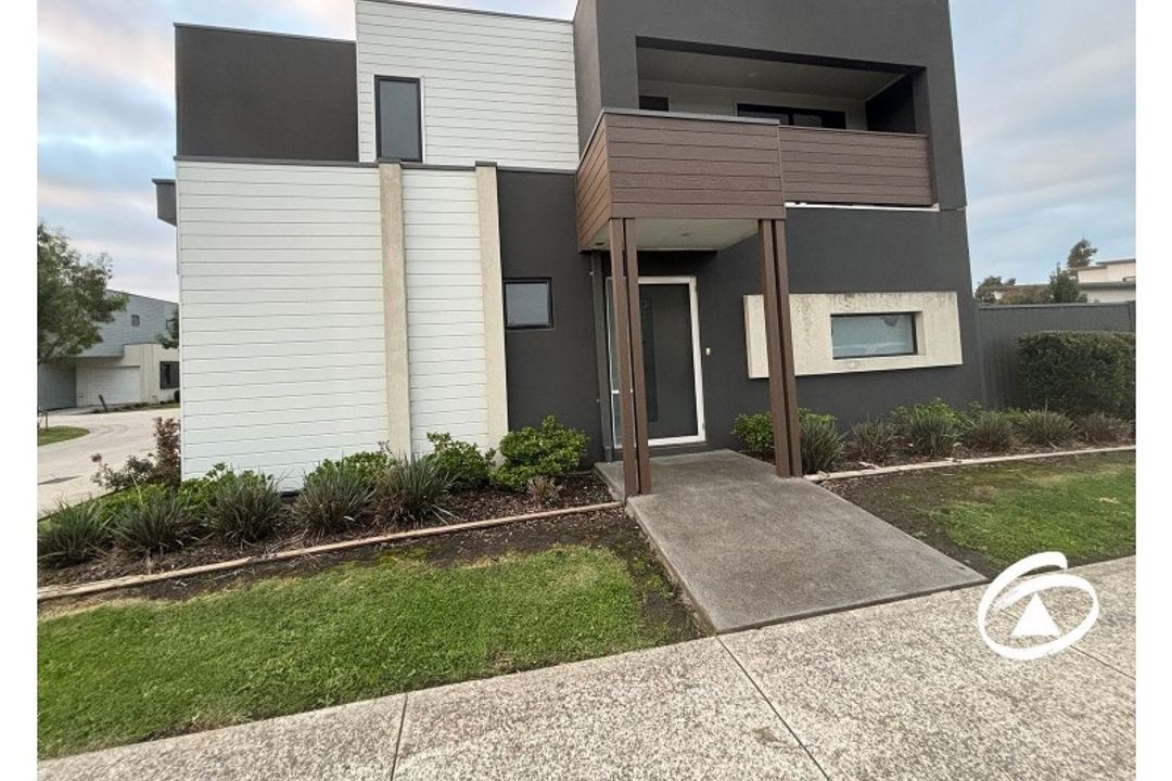 Image of property at 65 Nugget Way, Cranbourne East VIC 3977