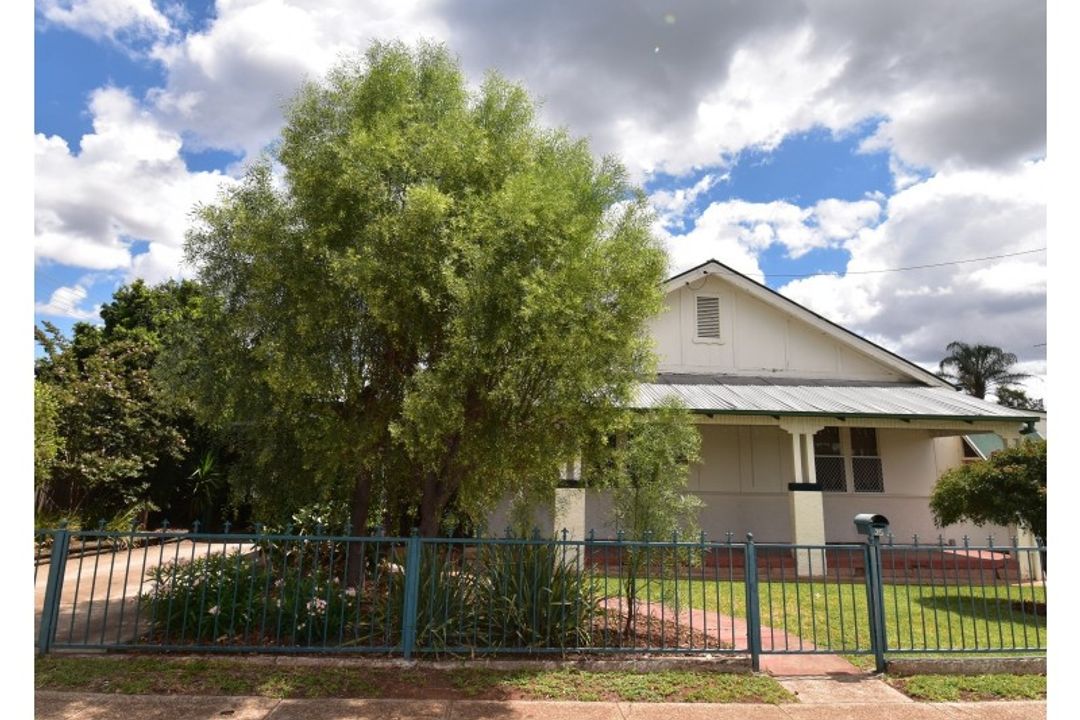 Image of property at 35 Simpson Street, Wellington NSW 2820
