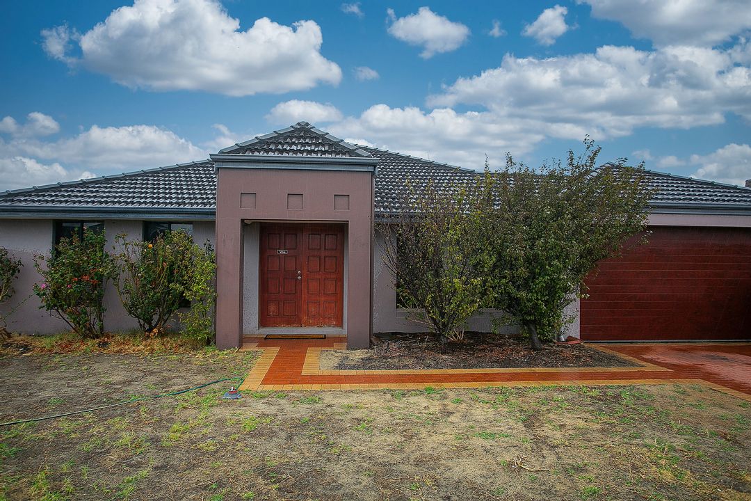 Image of property at 61 Birnam Road, Canning Vale WA 6155