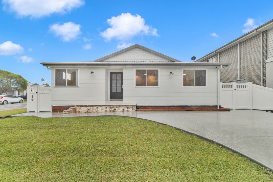 Image of property at 50 Bonnieview Street, Long Jetty NSW 2261
