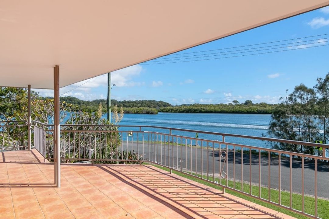 Image of property at 44 Philp Parade, Tweed Heads South NSW 2486