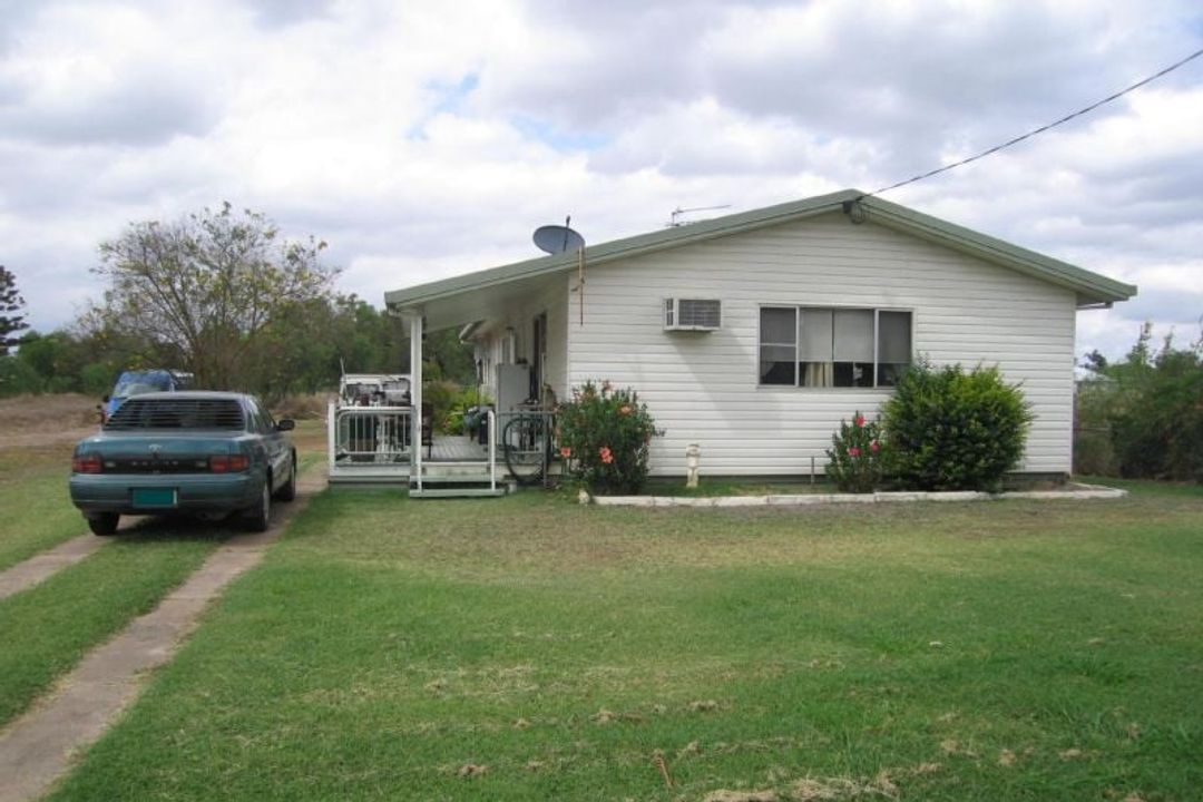 Image of property at 13 Roberts Street, Emerald QLD 4720