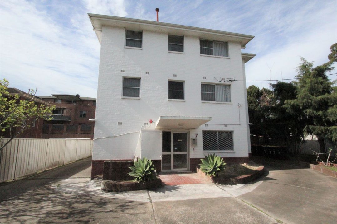 Image of property at 6/7 Short Street, Liverpool NSW 2170