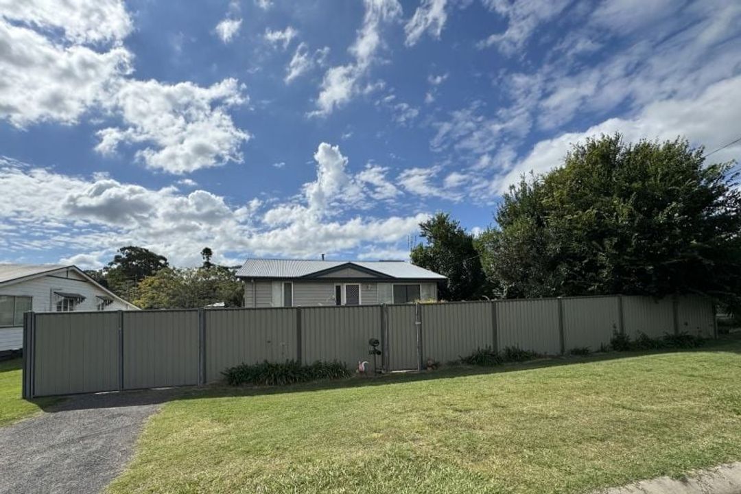 Image of property at 6 Reen Street, Kingaroy QLD 4610