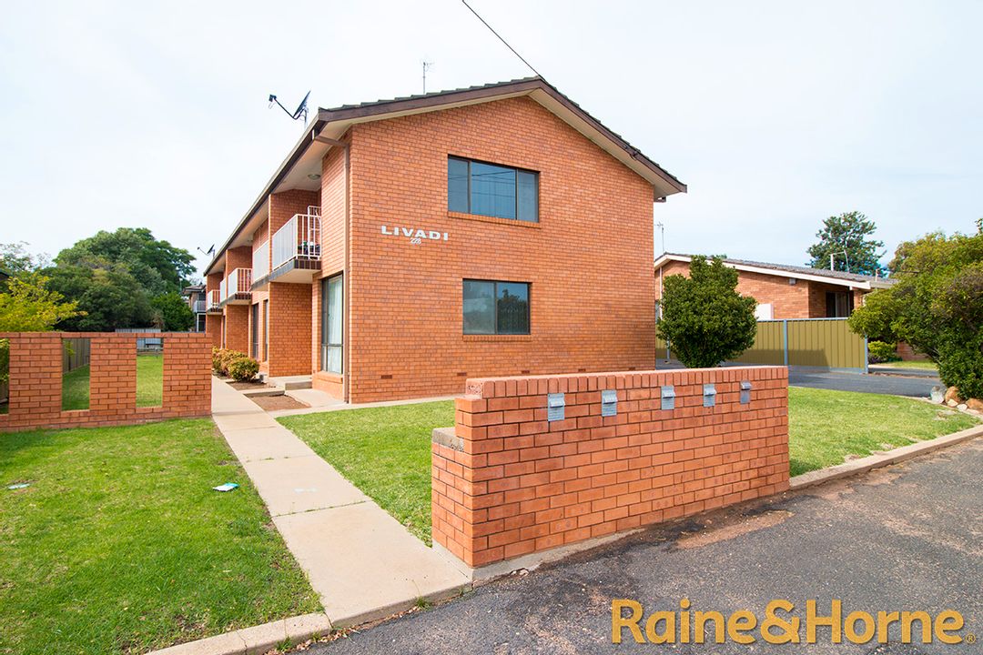 Image of property at 2/228 Fitzroy Street, Dubbo NSW 2830
