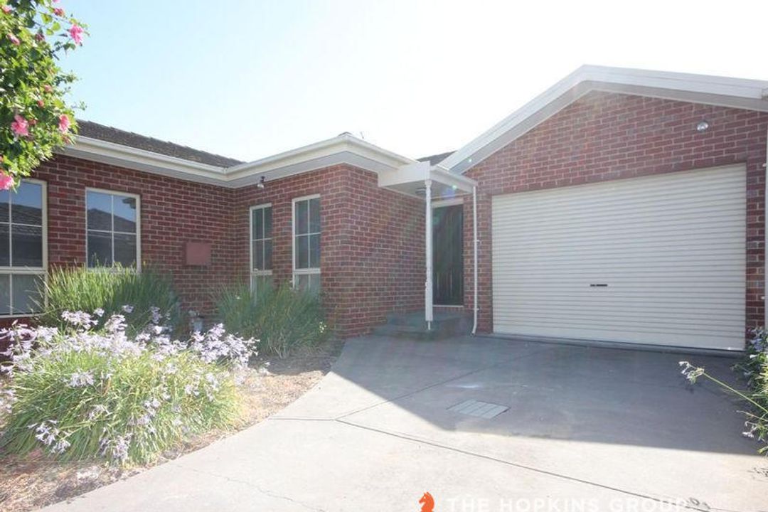 Image of property at 2/47 Gilmour Road, Bentleigh VIC 3204