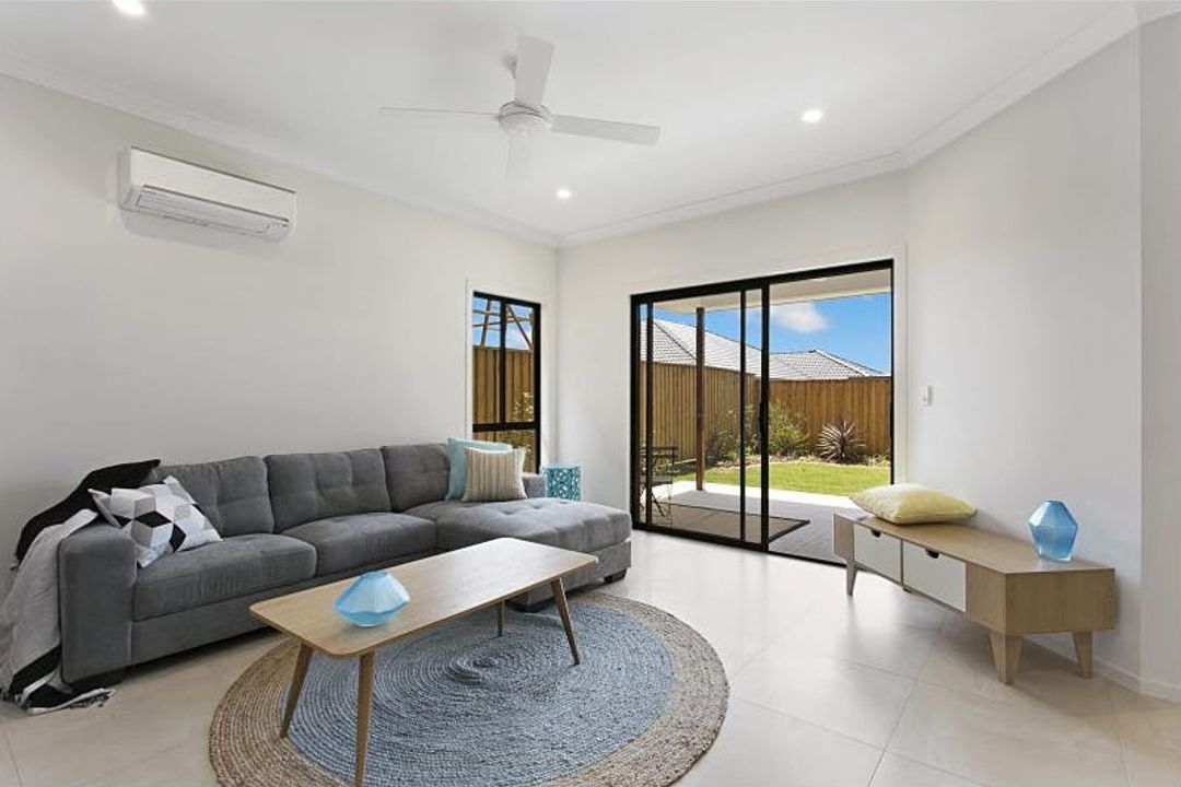 Image of property at 7 Montegrande Circuit, Griffin QLD 4503