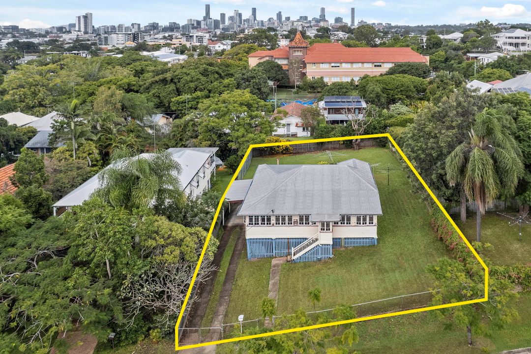 Image of property at 32 Thorne Street, Windsor QLD 4030