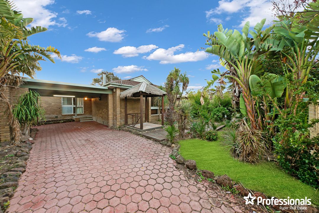 Image of property at 27 Christopher Crescent, Melton VIC 3337