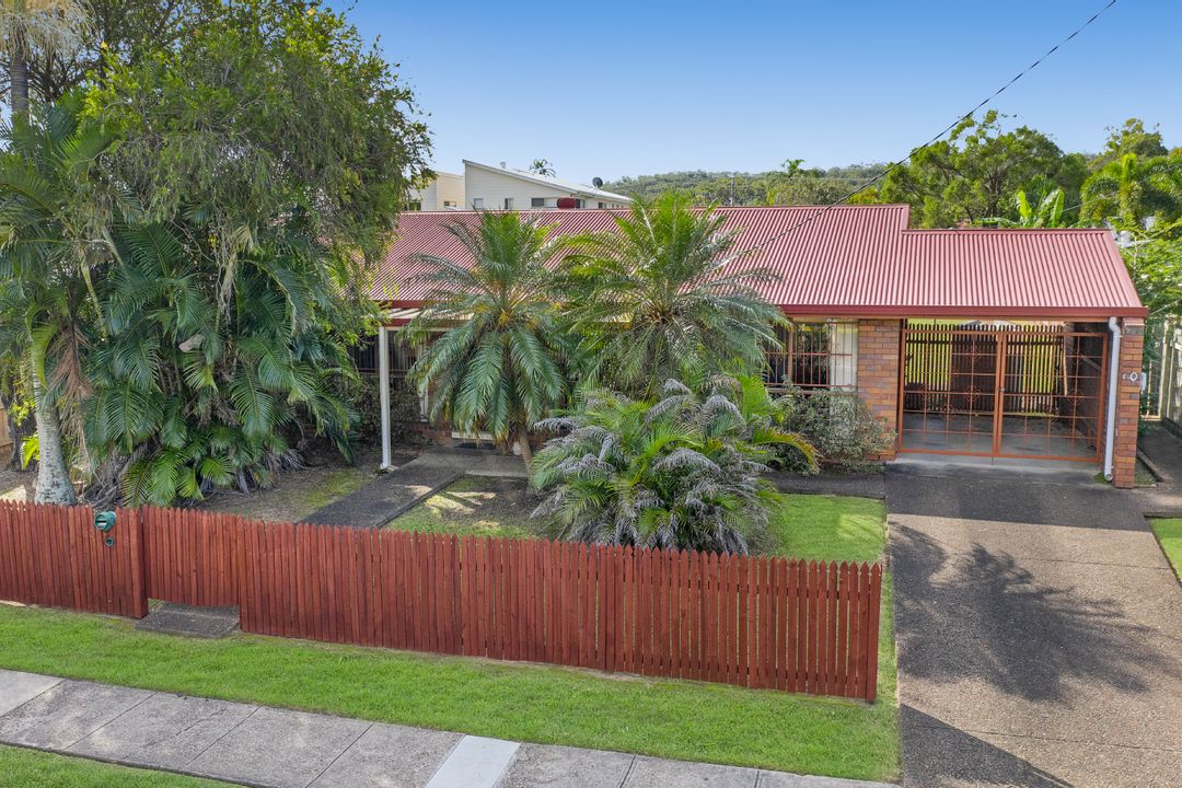 Image of property at 60 Chatswood Road, Springwood QLD 4127
