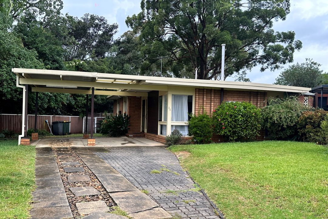 Image of property at 35 Evergreen Ave, Bradbury NSW 2560