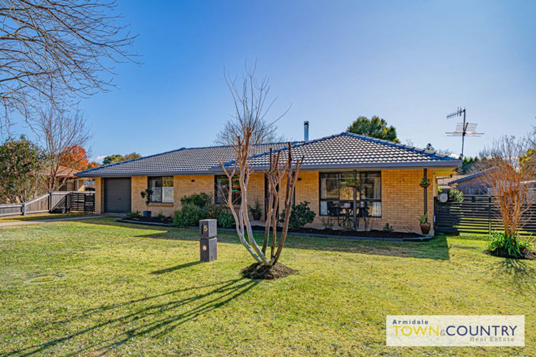 Image of property at 5 Cynthia Crescent, Armidale NSW 2350