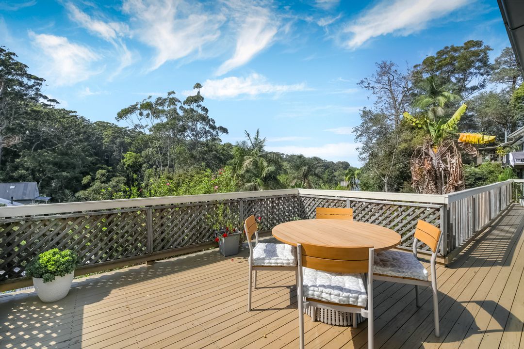 Image of property at 17 Harcourt Place, North Avoca NSW 2260