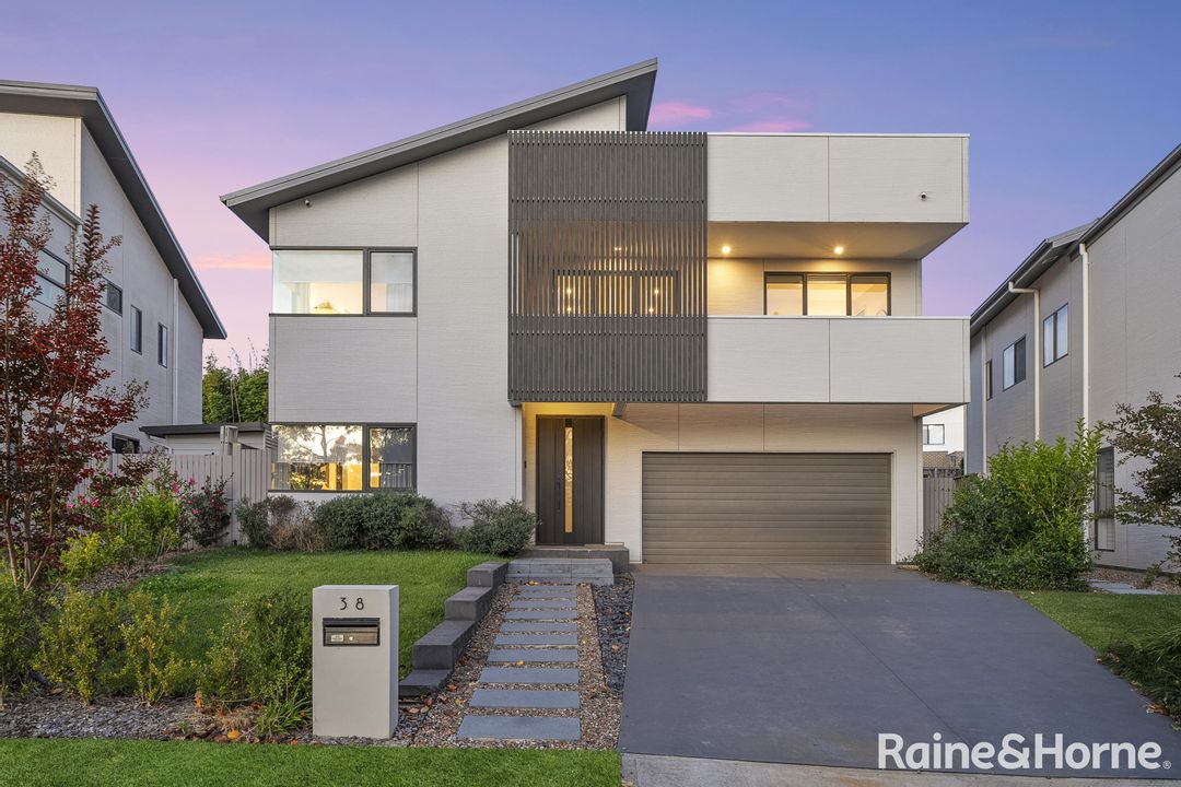 Image of property at 38 Killara Terrace, Gledswood Hills NSW 2557