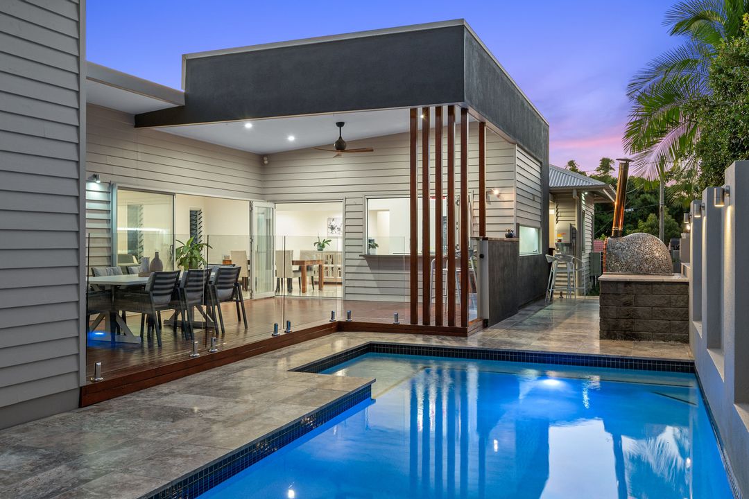 Image of property at 177 Beddoes Street, Holland Park QLD 4121