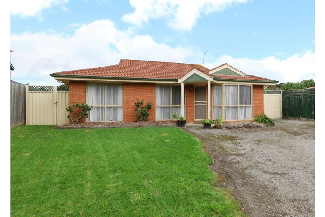 Image of property at 3 Stephanie Close, Ferntree Gully VIC 3156